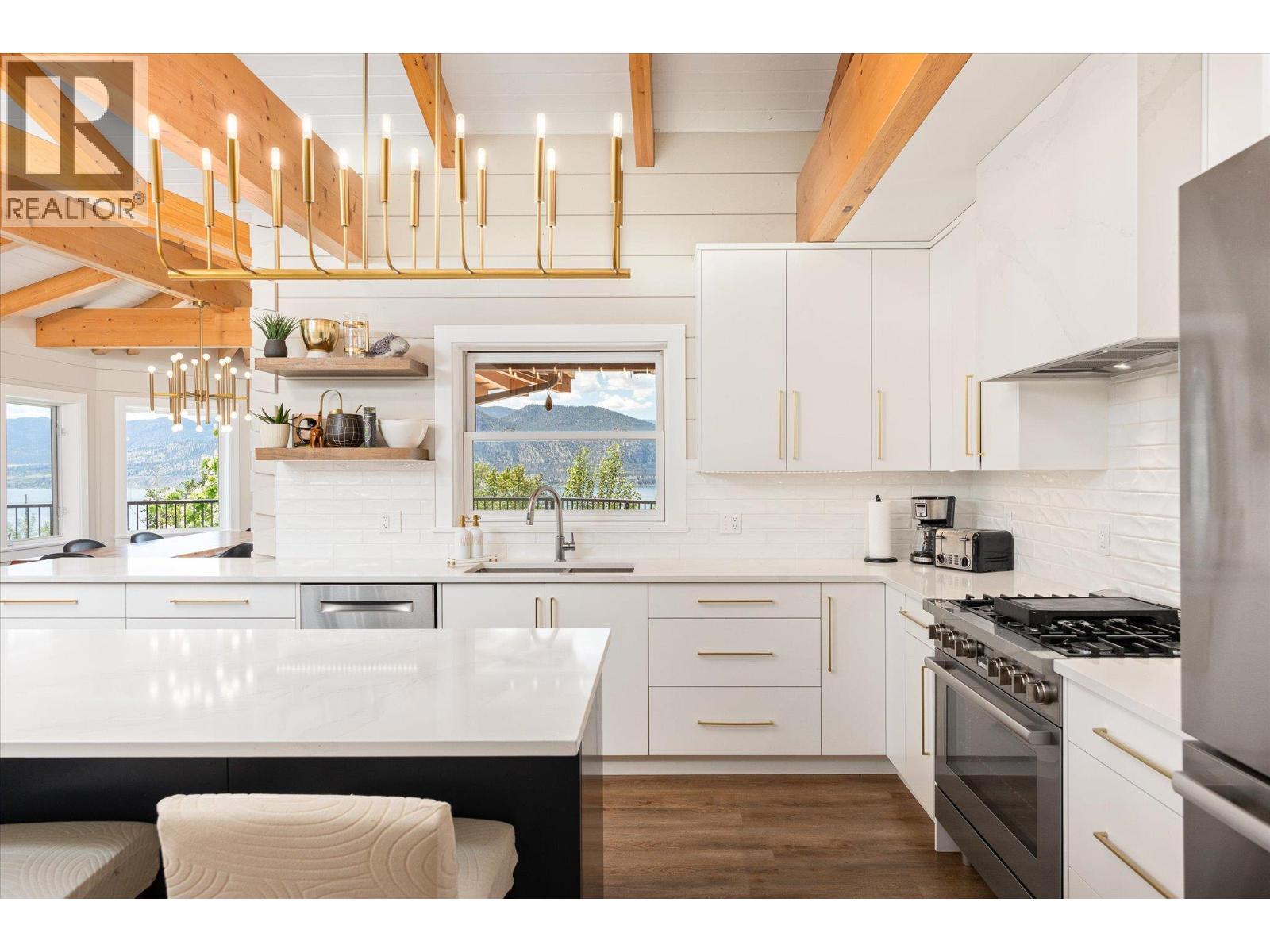 1055 Pearson Road, Penticton, British Columbia  V2A 8T9 - Photo 10 - 10390881