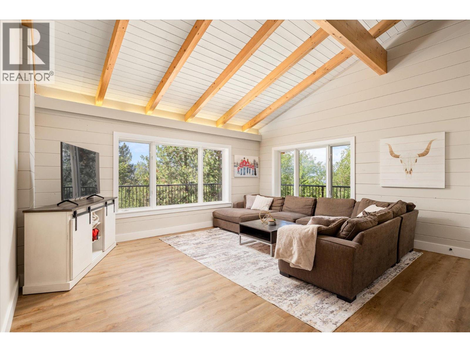 1055 Pearson Road, Penticton, British Columbia  V2A 8T9 - Photo 17 - 10390881