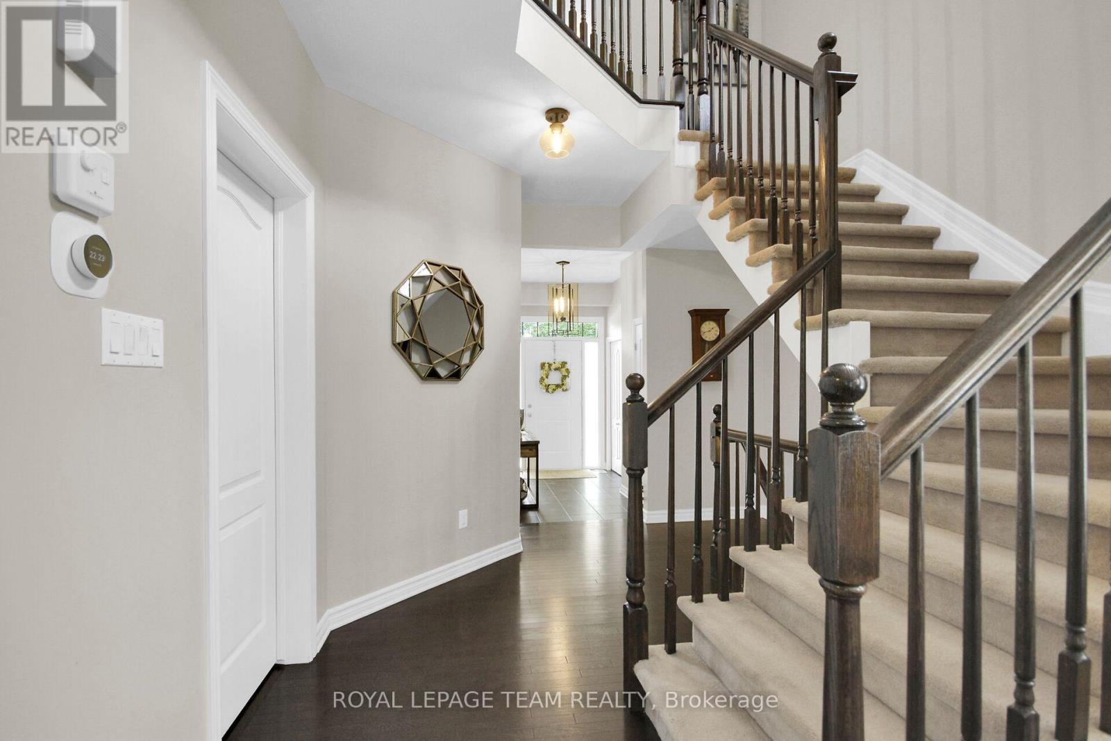 436 Stalwart Crescent, Ottawa, Ontario  K1T 0H2 - Photo 4 - X13676886