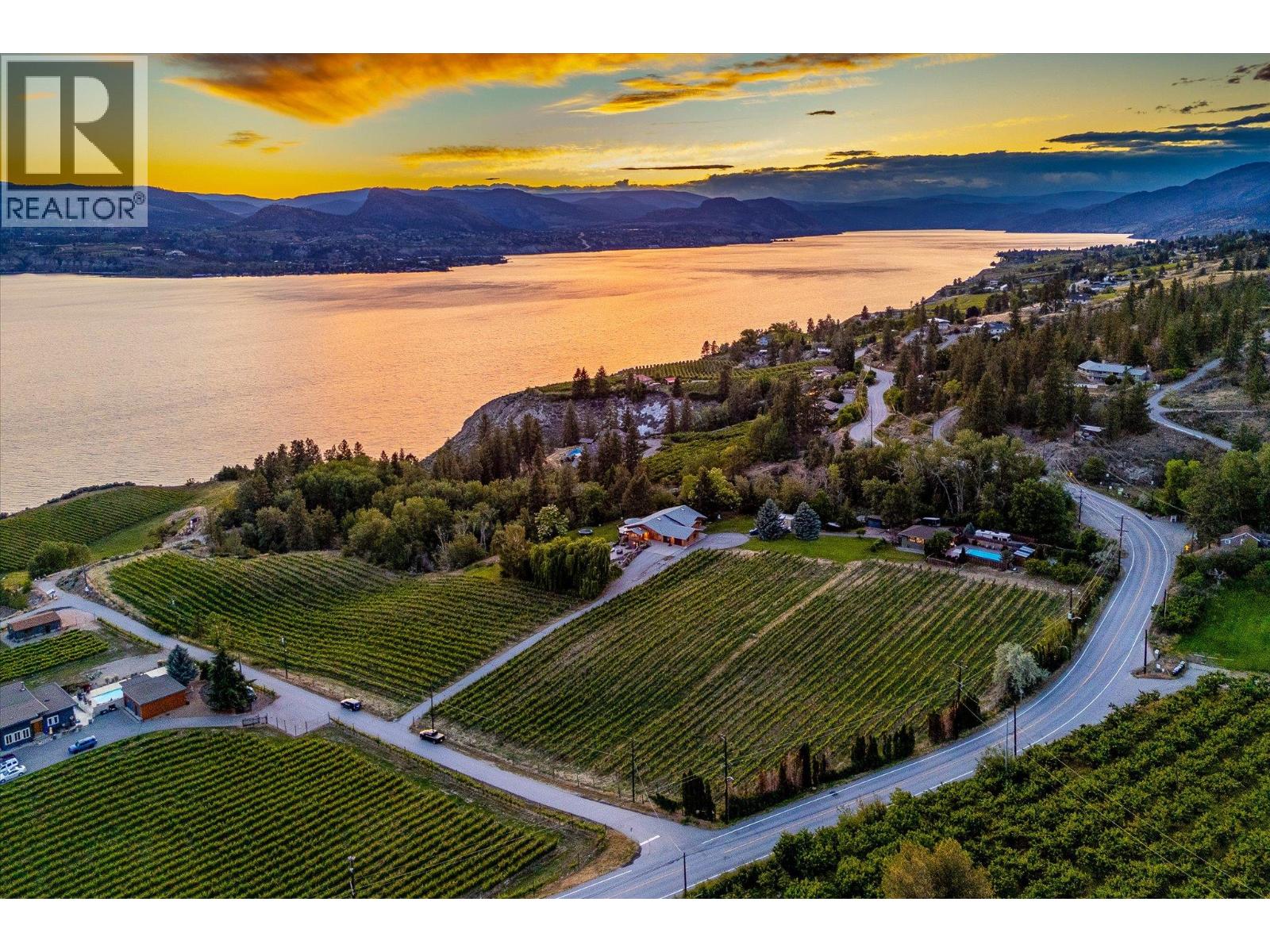 1055 Pearson Road, Penticton, British Columbia  V2A 8T9 - Photo 1 - 10390881