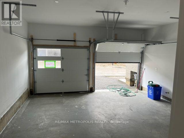 17 Vern Robertson Gate, Uxbridge, Ontario L9P 0R9 - Photo 34 - N13676994