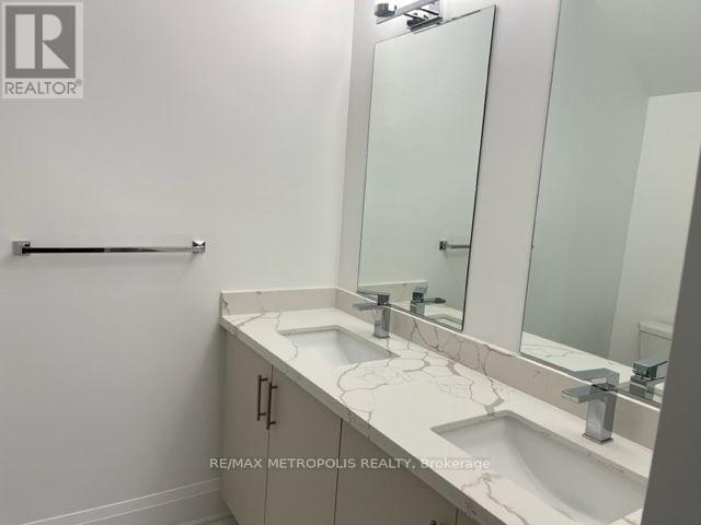 17 Vern Robertson Gate, Uxbridge, Ontario L9P 0R9 - Photo 5 - N13676994