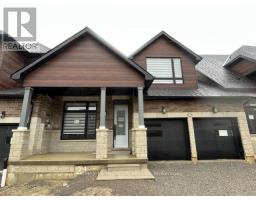 17 VERN ROBERTSON GATE, Uxbridge, Ontario