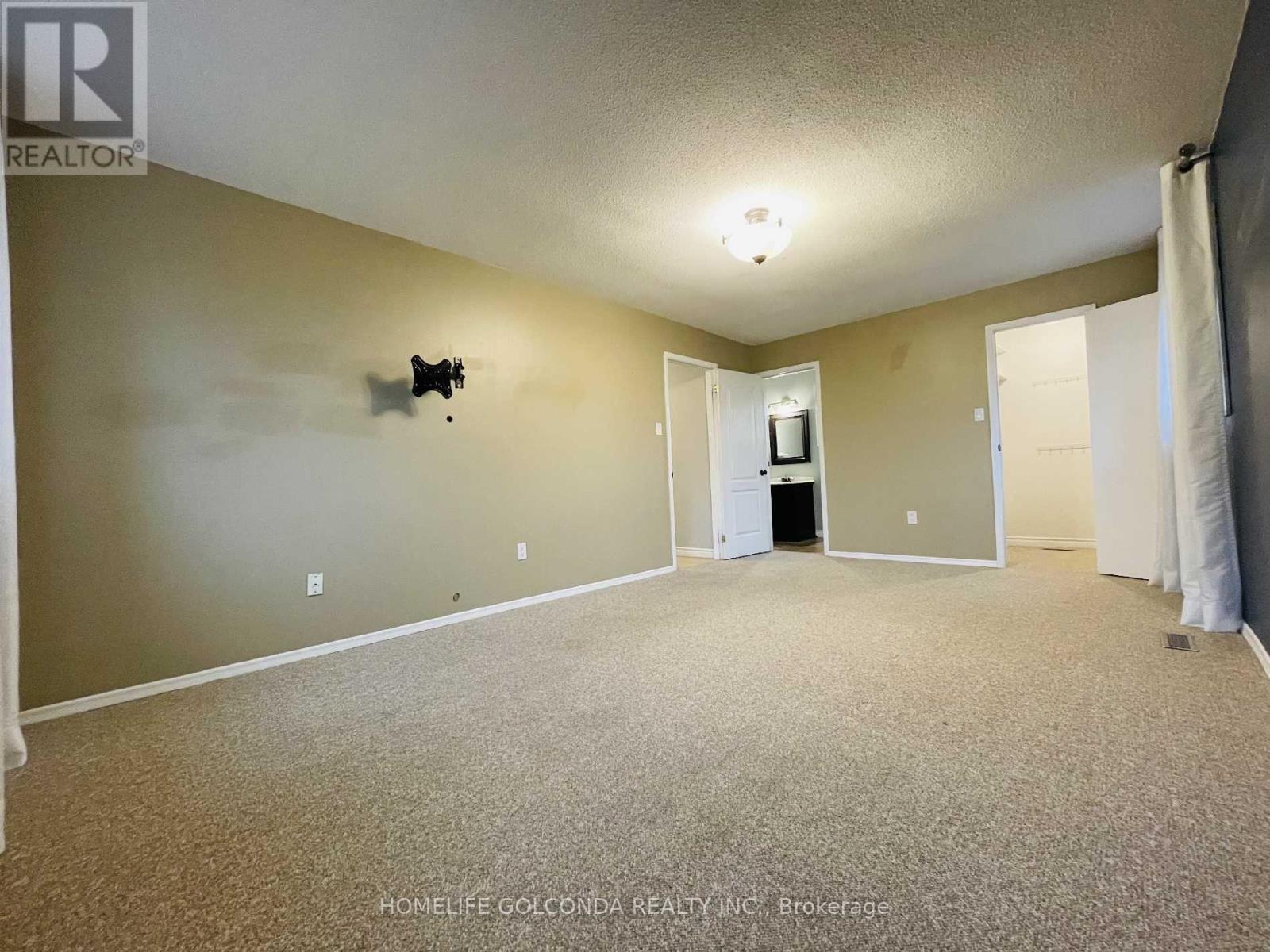 Upper Level - 909 Ferndale Crescent, Newmarket, Ontario  L3Y 6B6 - Photo 10 - N13677036