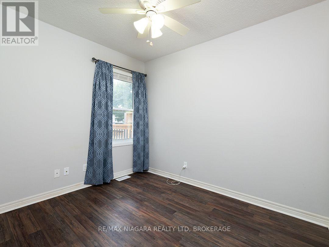 406 Dieppe Street, Welland, Ontario  L3B 4V4 - Photo 9 - X13676874