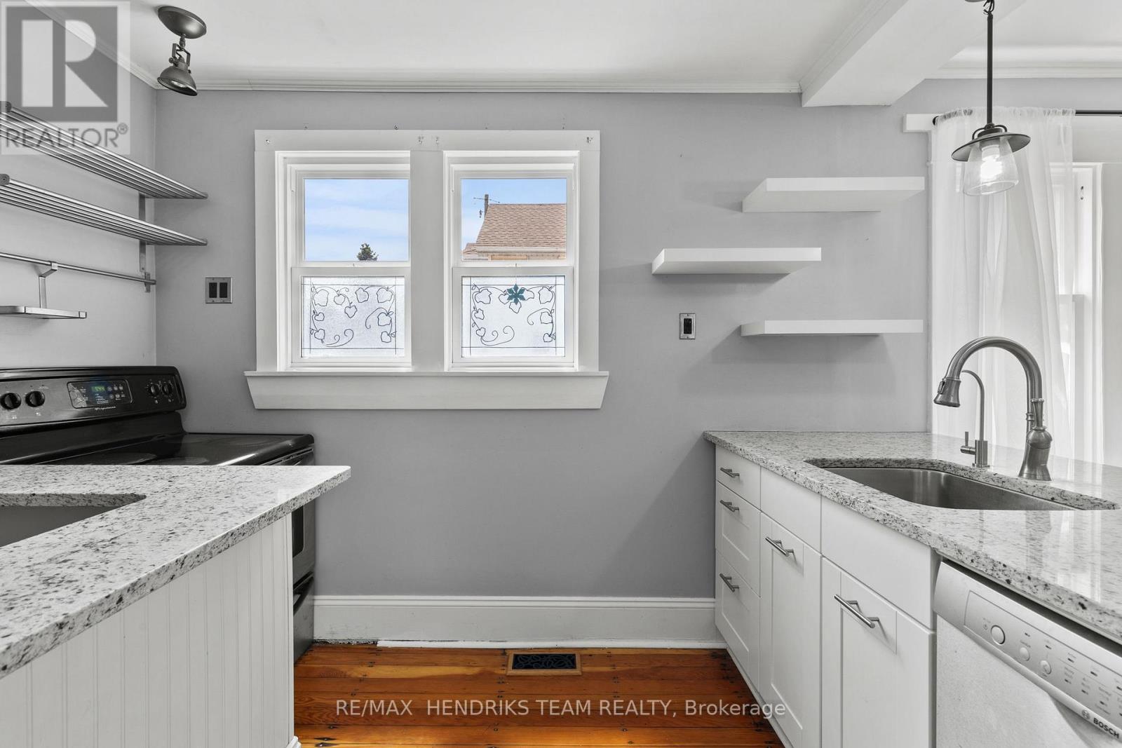 134 1/2 York Street, St. Catharines, Ontario  L2R 6E7 - Photo 12 - X13676896