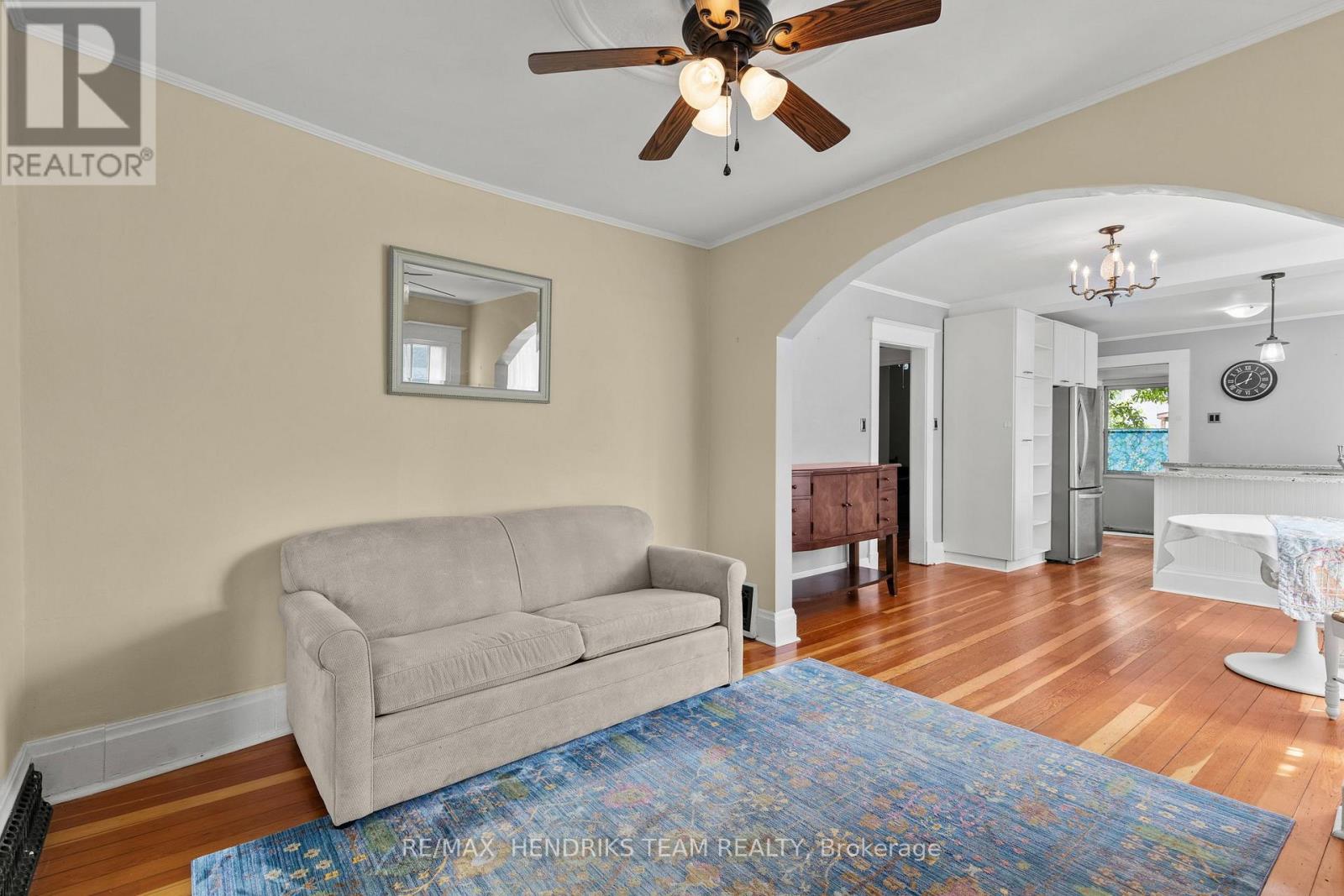 134 1/2 York Street, St. Catharines, Ontario  L2R 6E7 - Photo 6 - X13676896