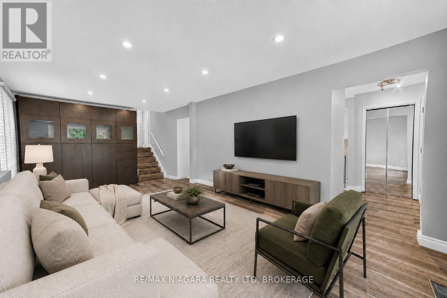 4240 Brookdale Drive, Niagara Falls, Ontario  L2H 2B5 - Photo 11 - X13677090