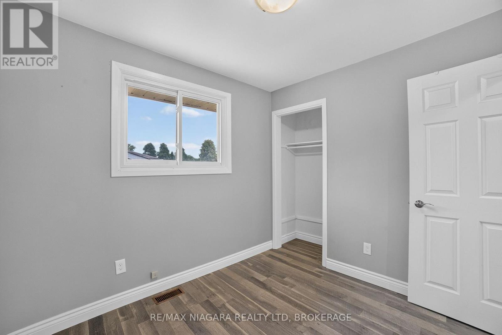 4240 Brookdale Drive, Niagara Falls, Ontario  L2H 2B5 - Photo 18 - X13677090