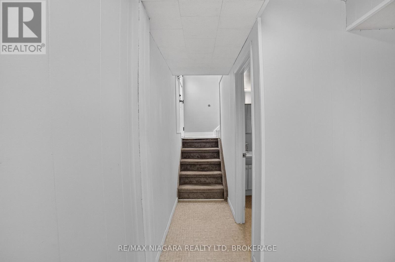 4240 Brookdale Drive, Niagara Falls, Ontario  L2H 2B5 - Photo 39 - X13677090