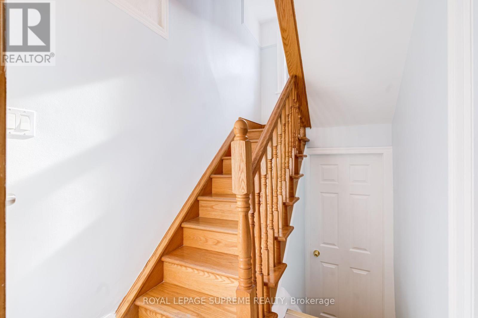 2 - 143 Connolly Street, Toronto, Ontario  M6N 1E8 - Photo 10 - W13676880
