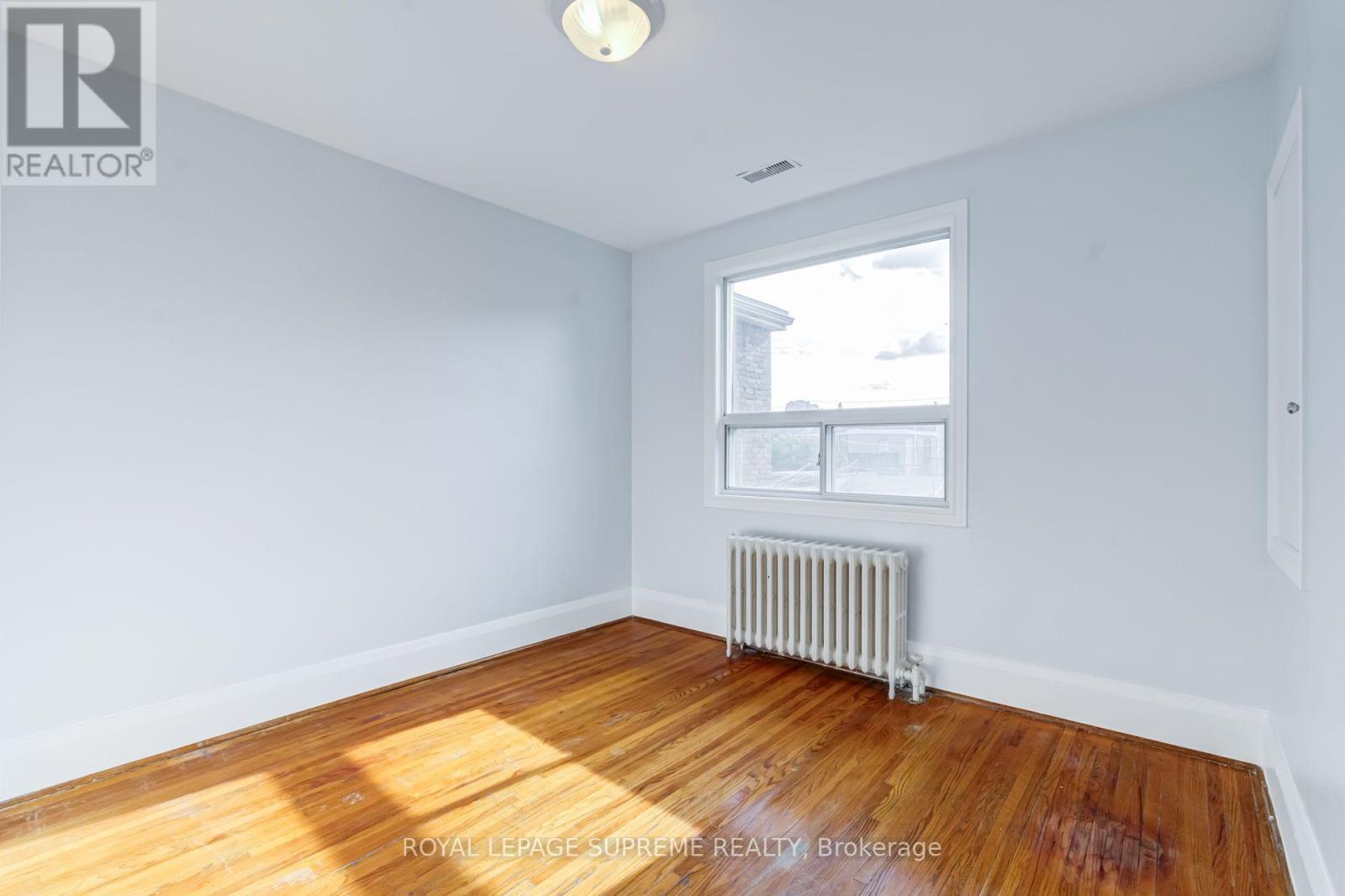 2 - 143 Connolly Street, Toronto, Ontario  M6N 1E8 - Photo 15 - W13676880