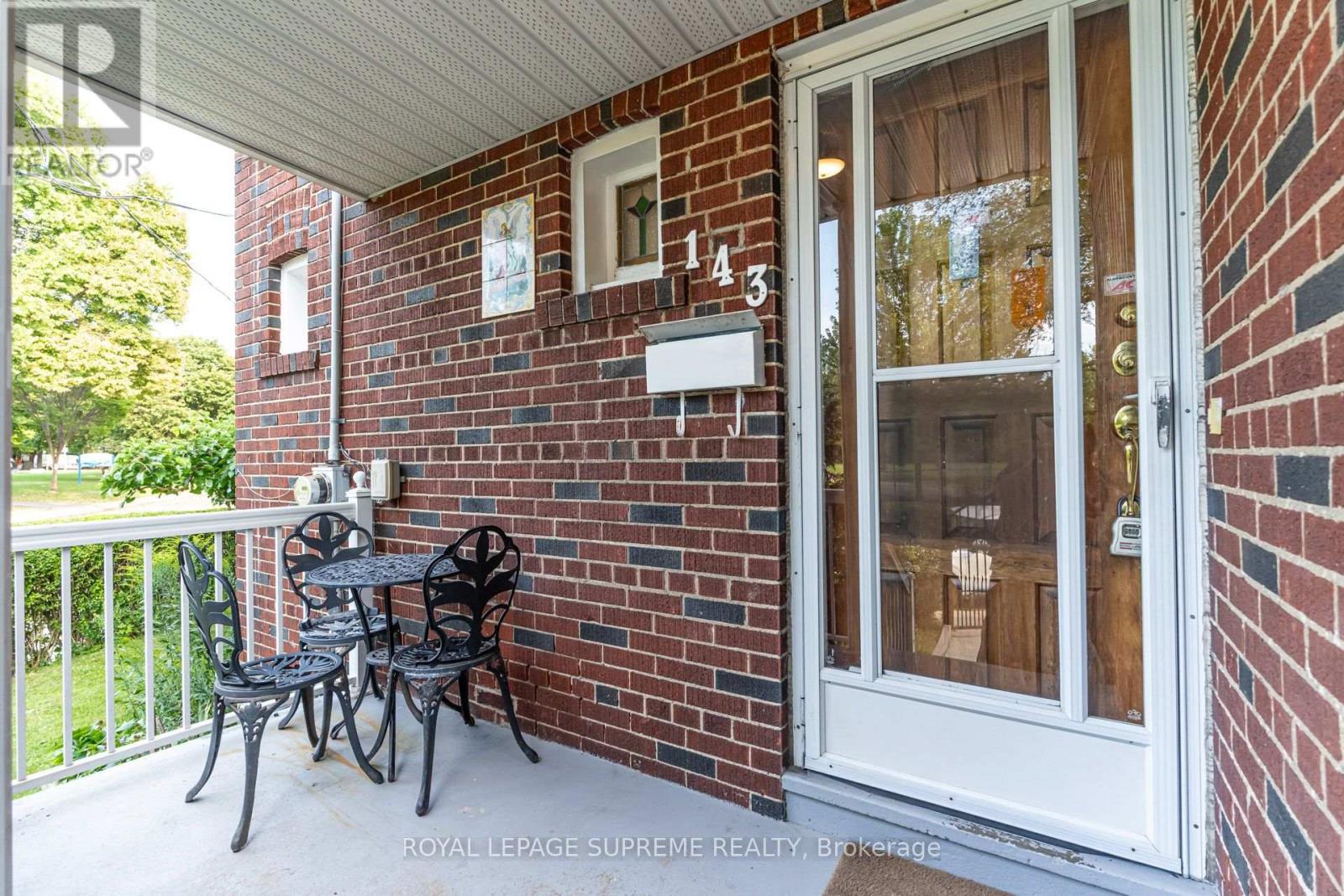 2 - 143 Connolly Street, Toronto, Ontario  M6N 1E8 - Photo 2 - W13676880