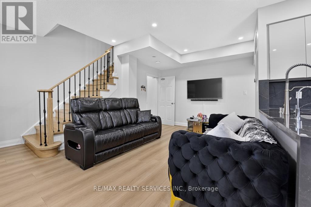 15 - 180 Howden Boulevard, Brampton, Ontario  L6S 0E6 - Photo 8 - W13676882