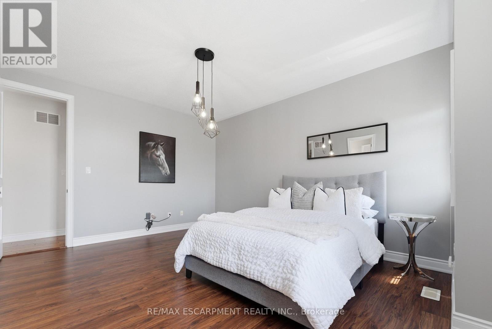950 Fredonia Drive, Mississauga, Ontario L5C 2W4 - Photo 32 - W13676924