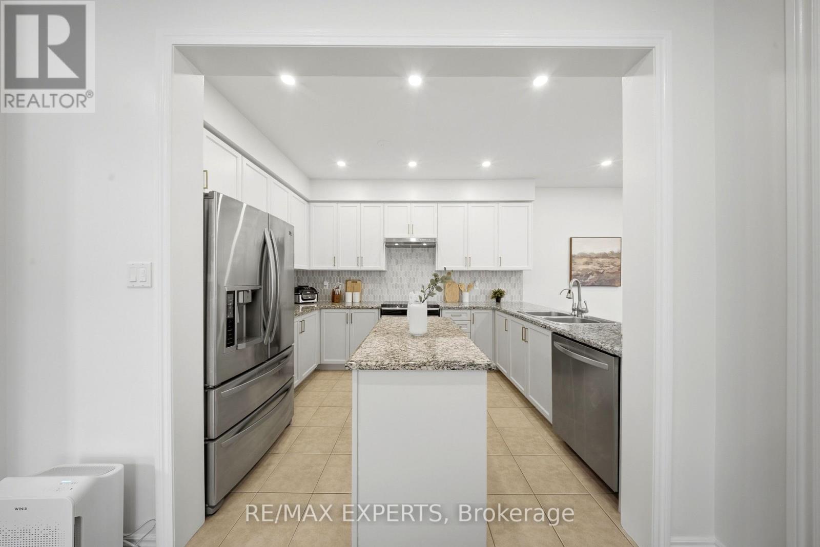 354 Hobbs Crescent, Milton, Ontario L9T 0J3 - Photo 13 - W13676948
