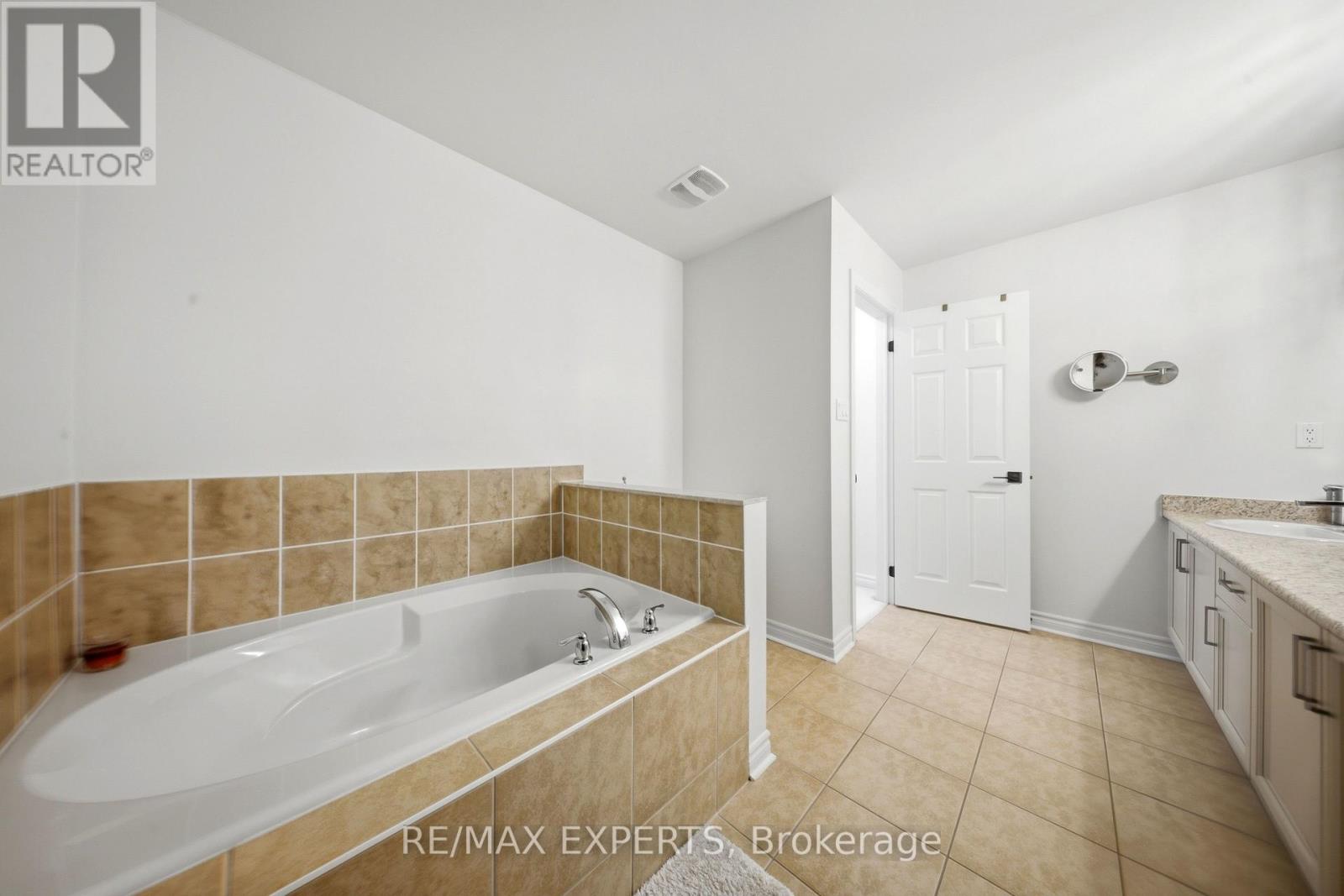 354 Hobbs Crescent, Milton, Ontario L9T 0J3 - Photo 31 - W13676948