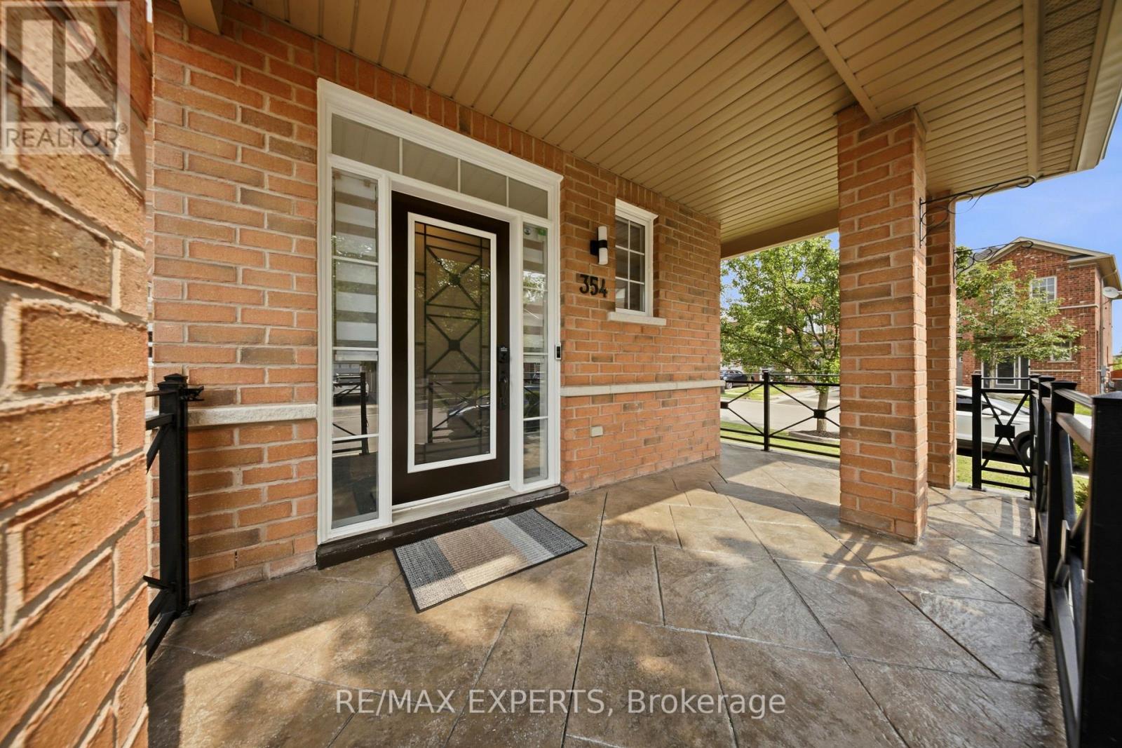 354 Hobbs Crescent, Milton, Ontario L9T 0J3 - Photo 5 - W13676948