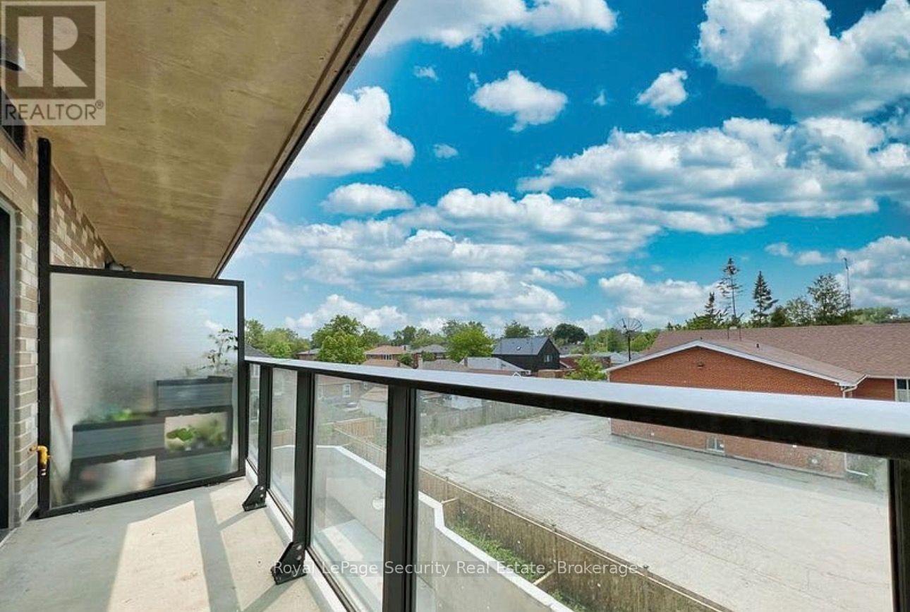 216 - 408 Browns Line, Toronto, Ontario  M8Z 0C2 - Photo 2 - W13677012