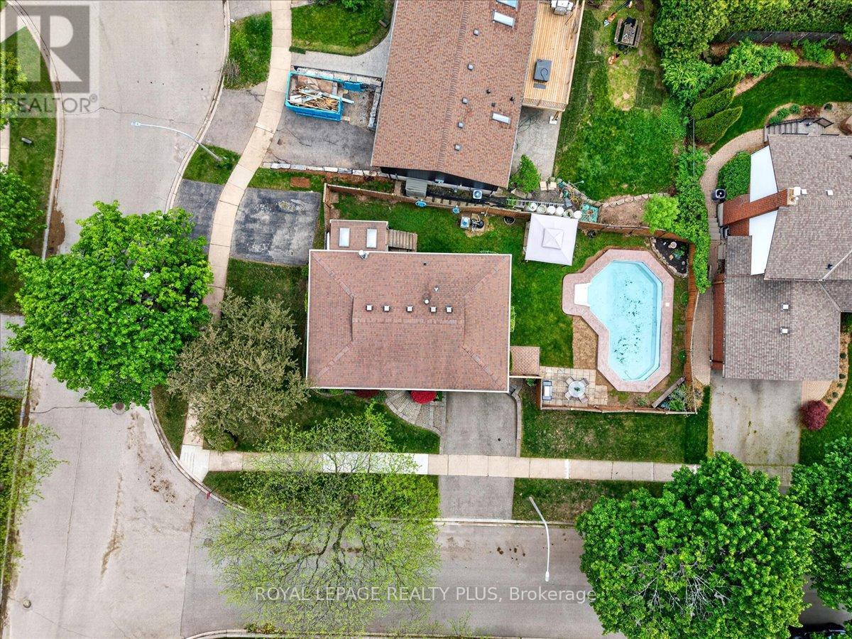 4452 Delaney Drive, Burlington, Ontario  L7L 5J2 - Photo 4 - W13677024