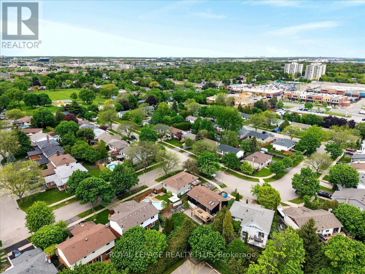 4452 Delaney Drive, Burlington, Ontario  L7L 5J2 - Photo 48 - W13677024