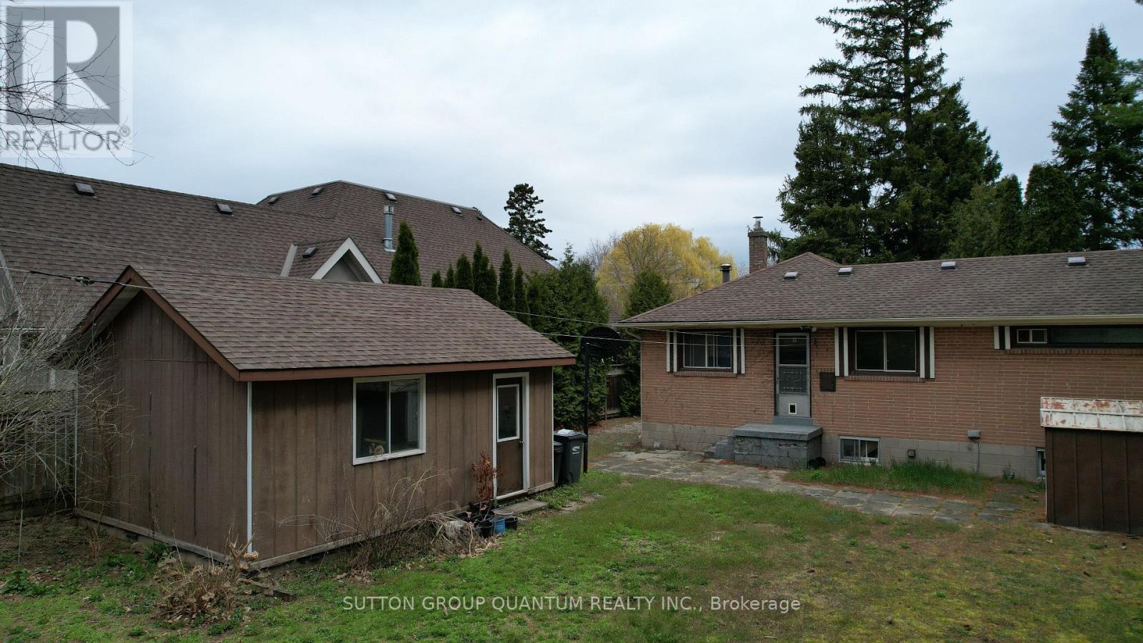 394 Maplehurst Avenue, Oakville, Ontario  L6L 4Y6 - Photo 2 - W13677028