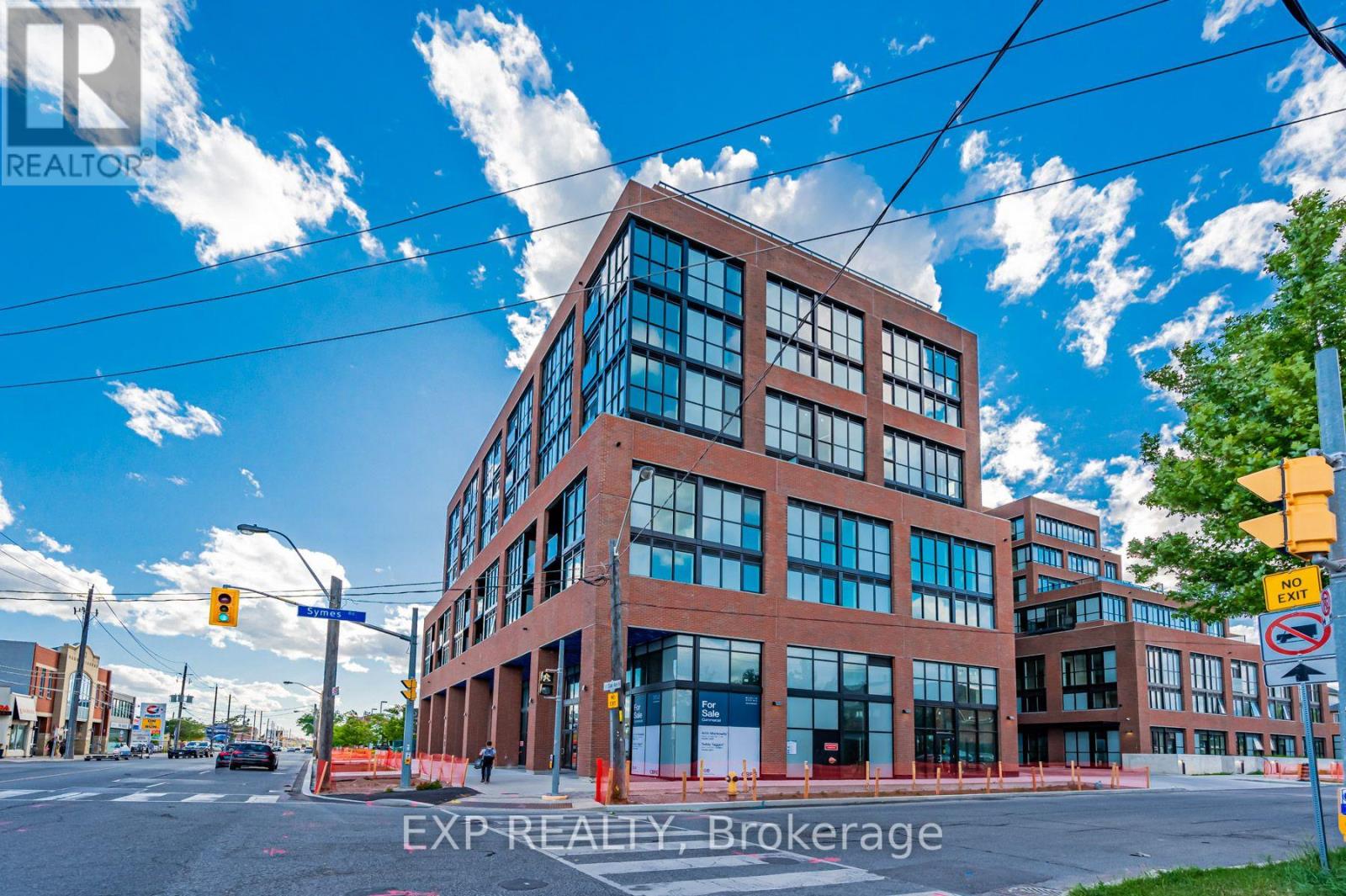 803 - 2300 St Clair Avenue W, Toronto, Ontario  M6N 1K8 - Photo 1 - W13677038