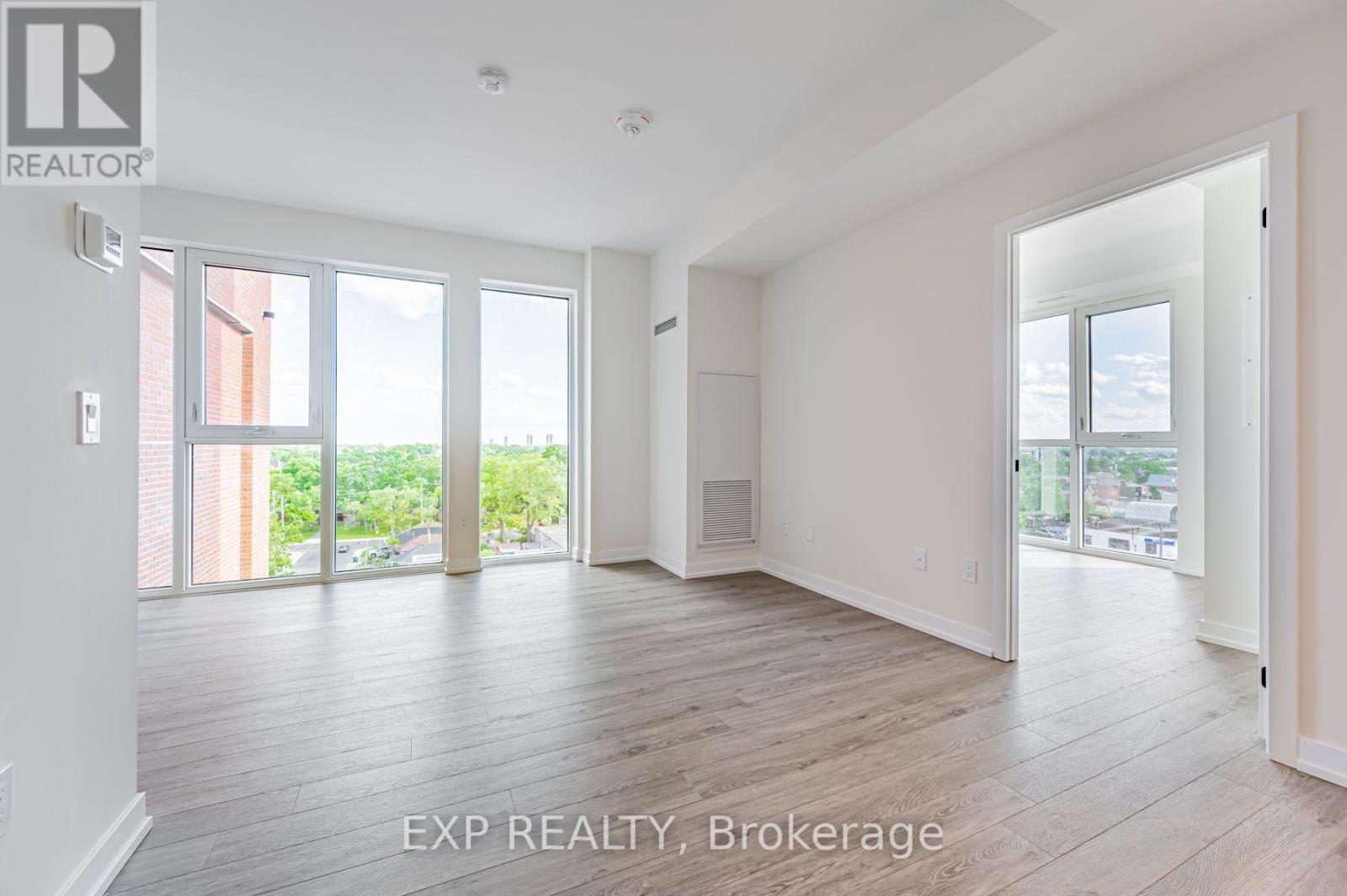 803 - 2300 St Clair Avenue W, Toronto, Ontario  M6N 1K8 - Photo 17 - W13677038