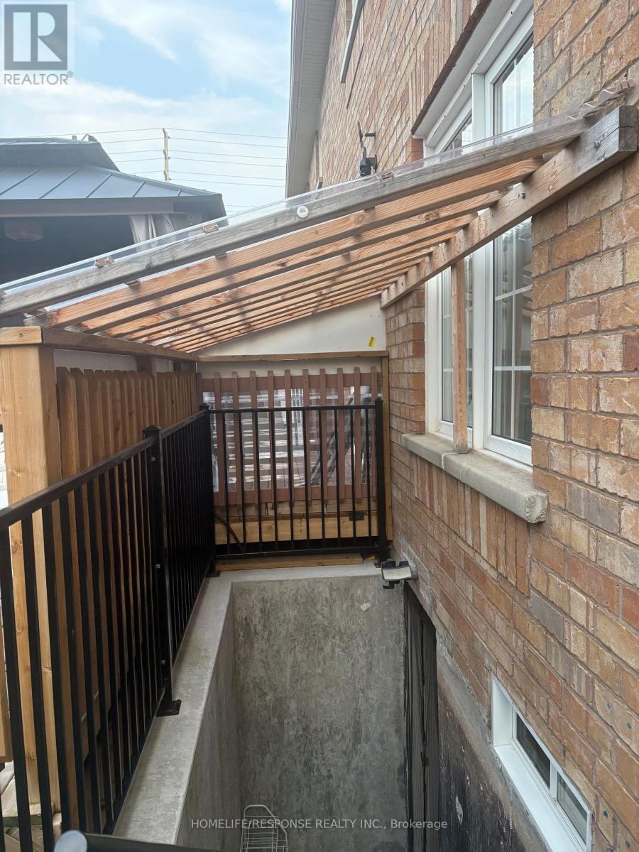 Basement - 5695 Jenvic Grove, Mississauga, Ontario  L5M 7B4 - Photo 16 - W13677108