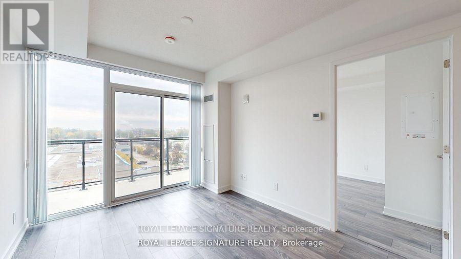 A618 - 1117 Cooke Boulevard, Burlington, Ontario  L7T 0C6 - Photo 3 - W13677130