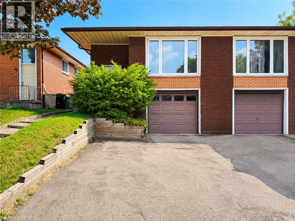 237 VERONICA Drive, Kitchener, Ontario