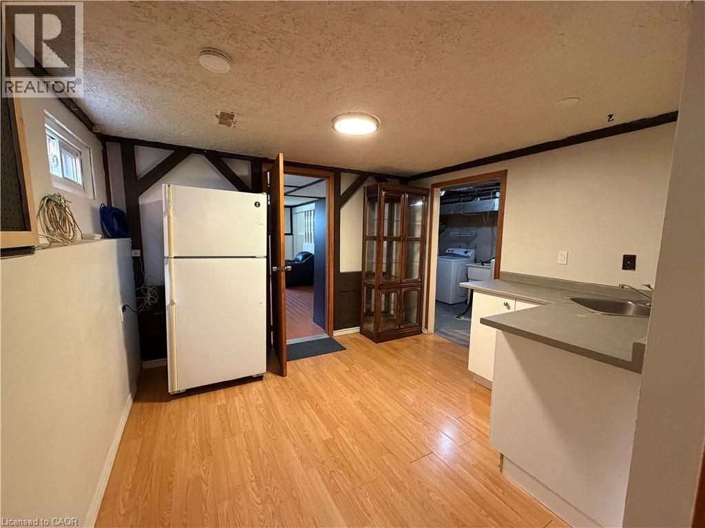 237 Veronica Drive, Kitchener, Ontario  N2A 2R8 - Photo 18 - 40855926
