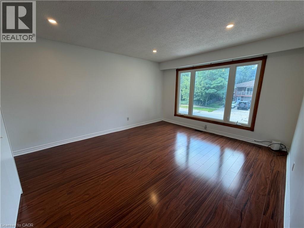 237 Veronica Drive, Kitchener, Ontario  N2A 2R8 - Photo 5 - 40855926
