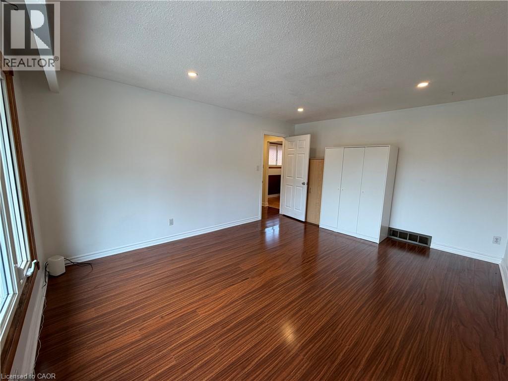 237 Veronica Drive, Kitchener, Ontario  N2A 2R8 - Photo 6 - 40855926