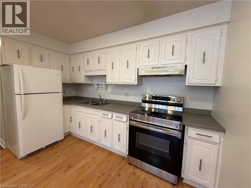 237 Veronica Drive, Kitchener, Ontario  N2A 2R8 - Photo 7 - 40855926