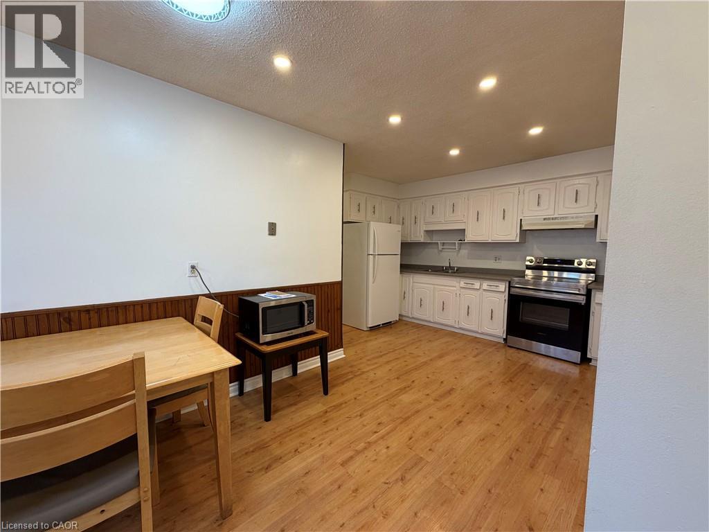 237 Veronica Drive, Kitchener, Ontario  N2A 2R8 - Photo 8 - 40855926