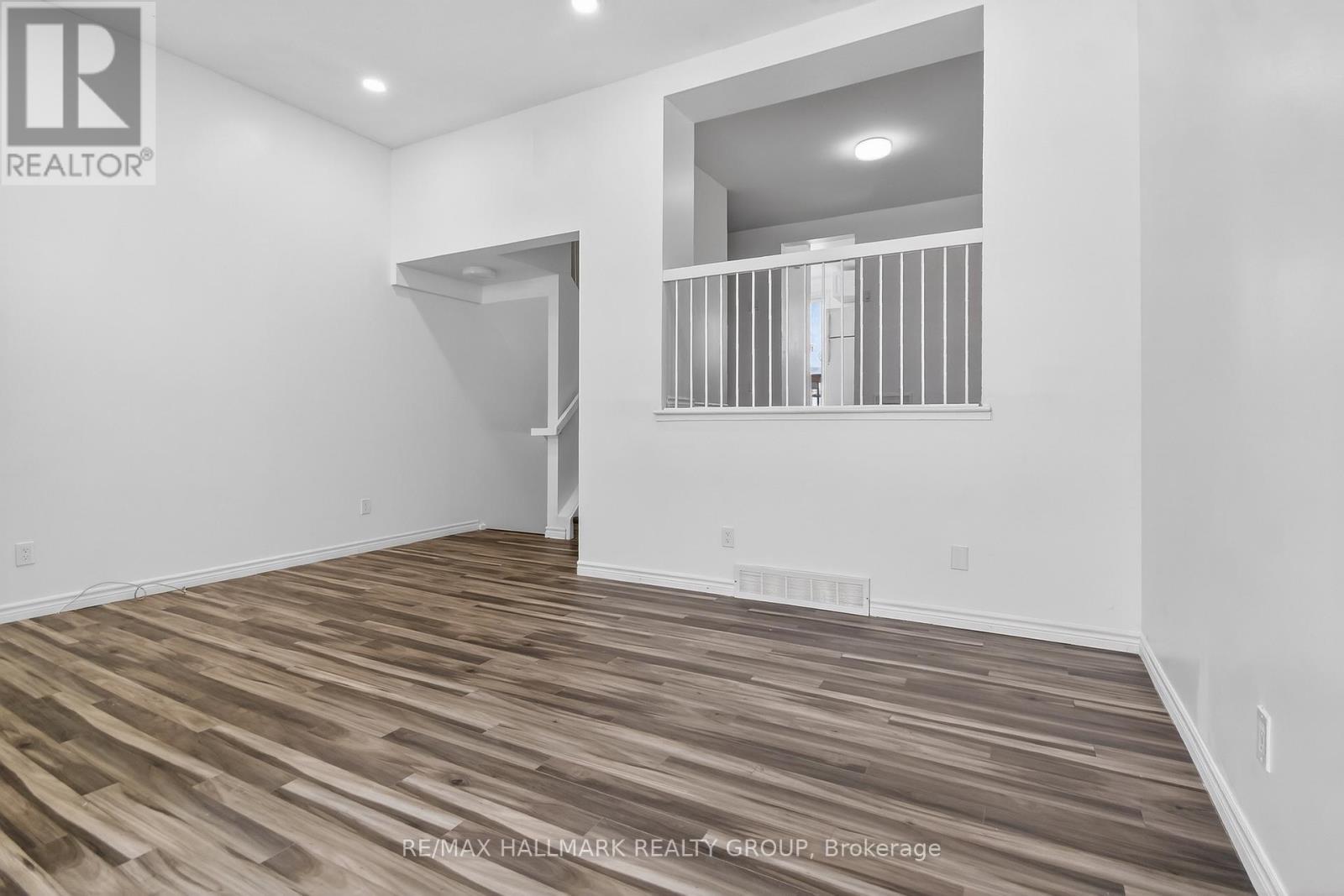 7 - 86 Esterlawn Private, Ottawa, Ontario K2A 4C1 - Photo 27 - X12732180