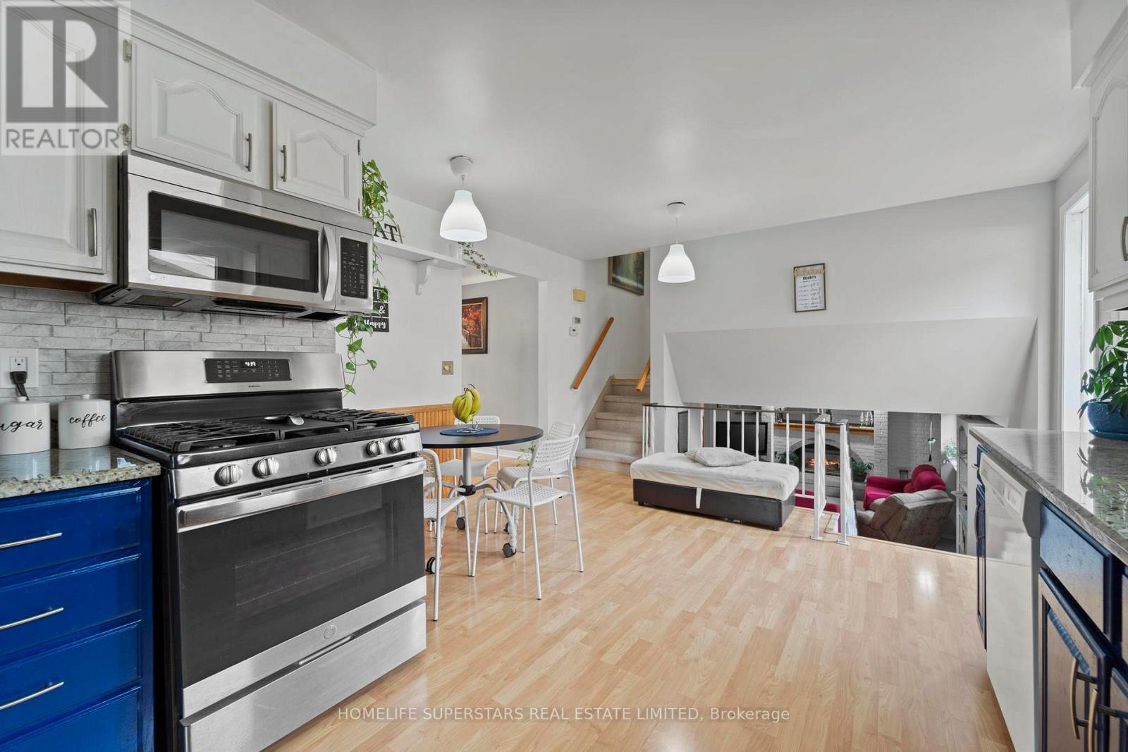 9925 Holly Crescent, Windsor, Ontario  N8R 1Y6 - Photo 15 - X13676972