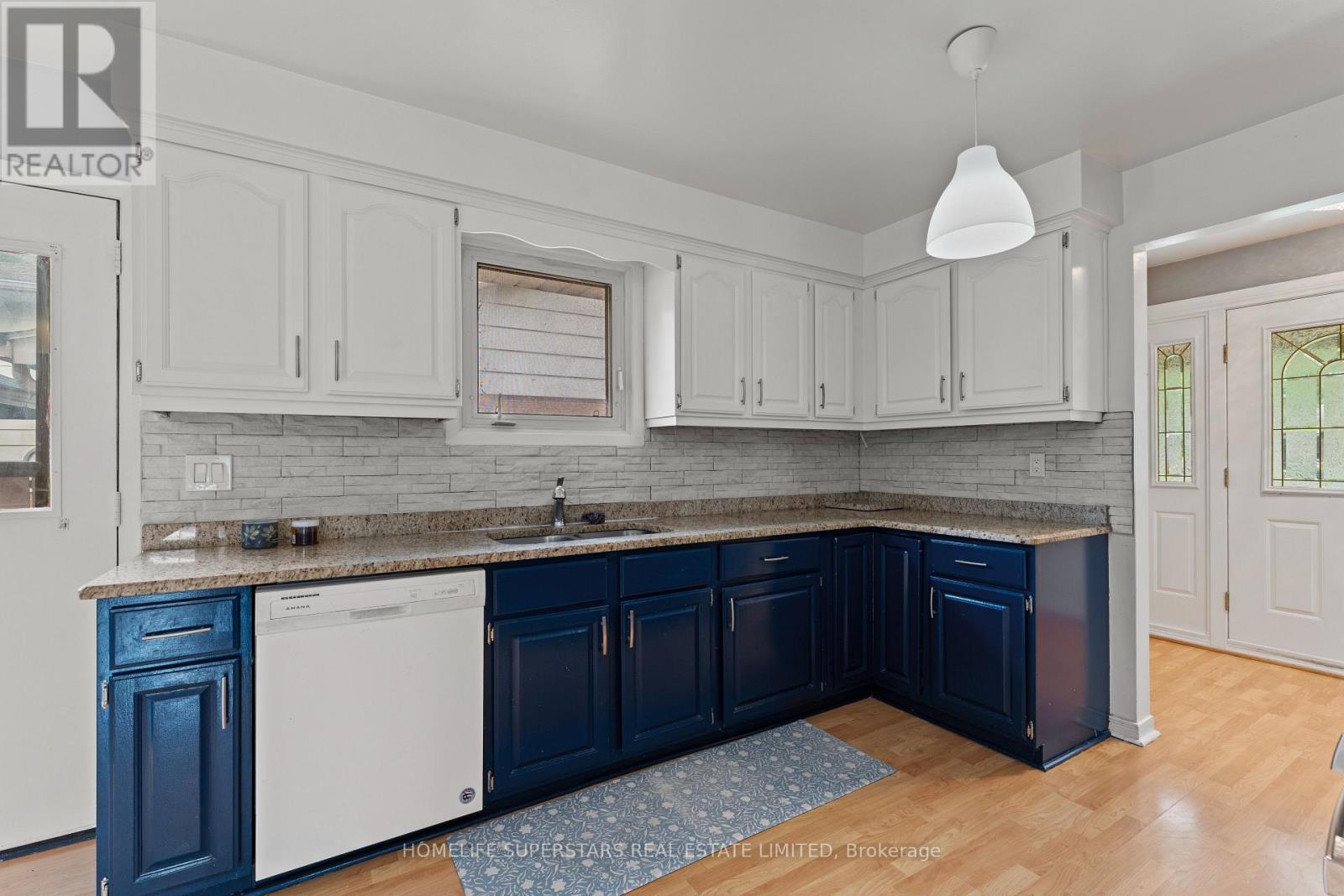 9925 Holly Crescent, Windsor, Ontario  N8R 1Y6 - Photo 38 - X13676972