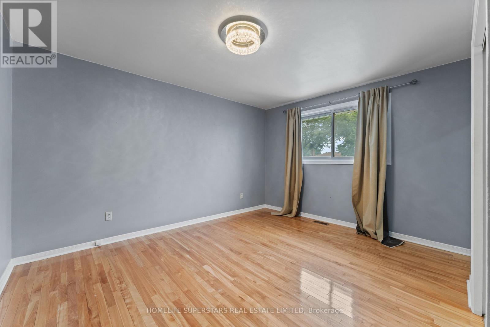 9925 Holly Crescent, Windsor, Ontario  N8R 1Y6 - Photo 42 - X13676972