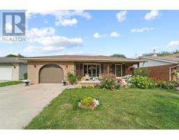 9925 HOLLY CRESCENT, Windsor, Ontario