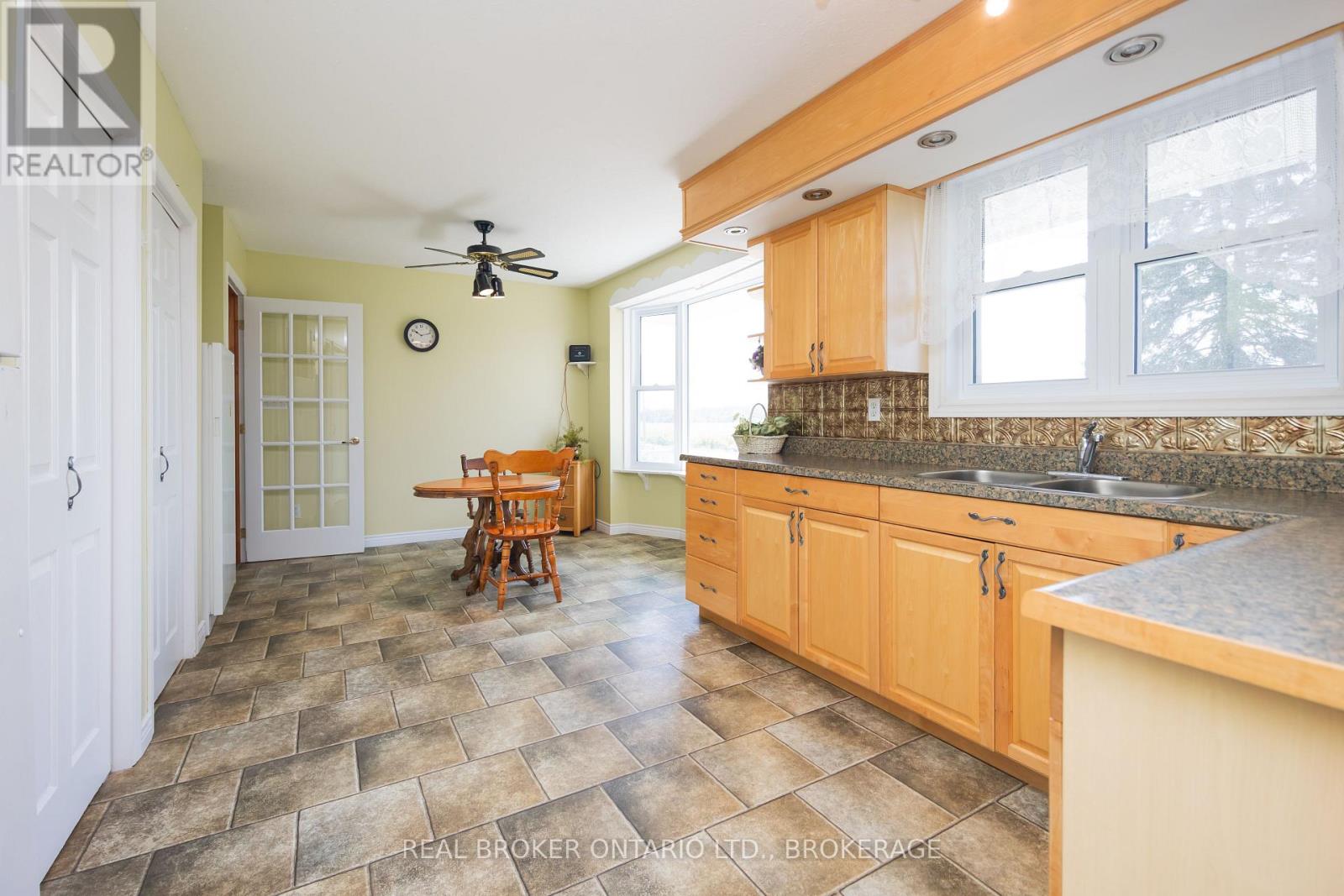 12995 River Road, North Dundas, Ontario K0C 1H0 - Photo 22 - X13603910