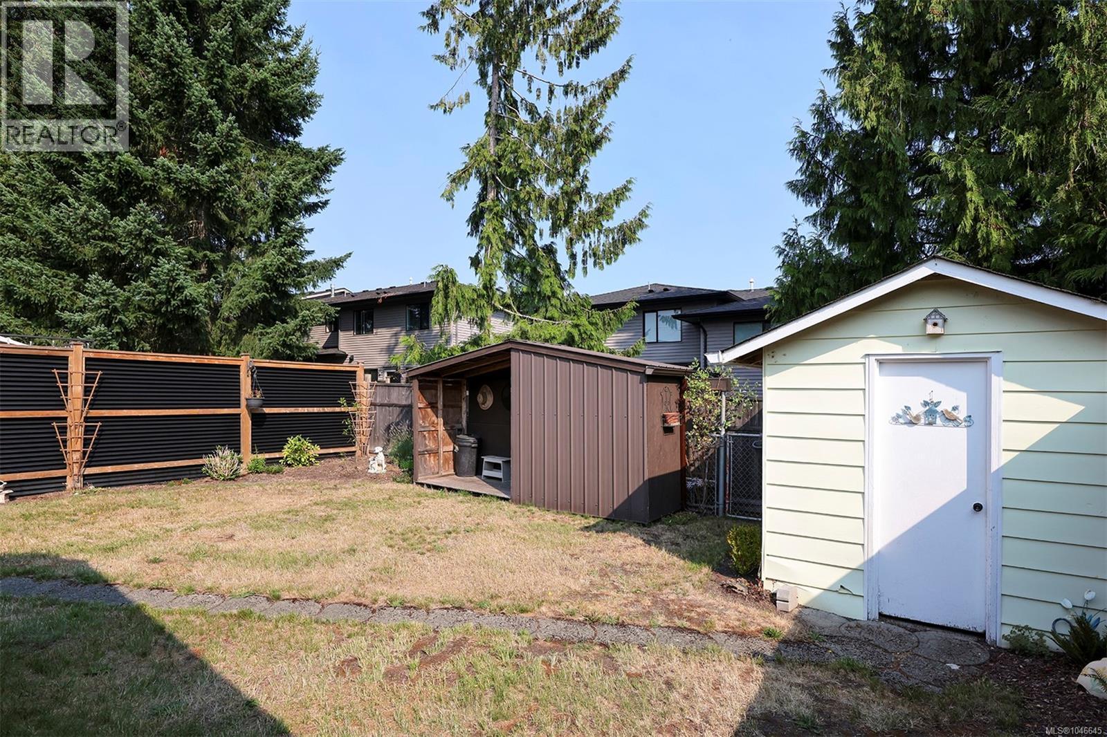 2598 Willard Ave, Cumberland, British Columbia  V0R 1S0 - Photo 24 - 1046645