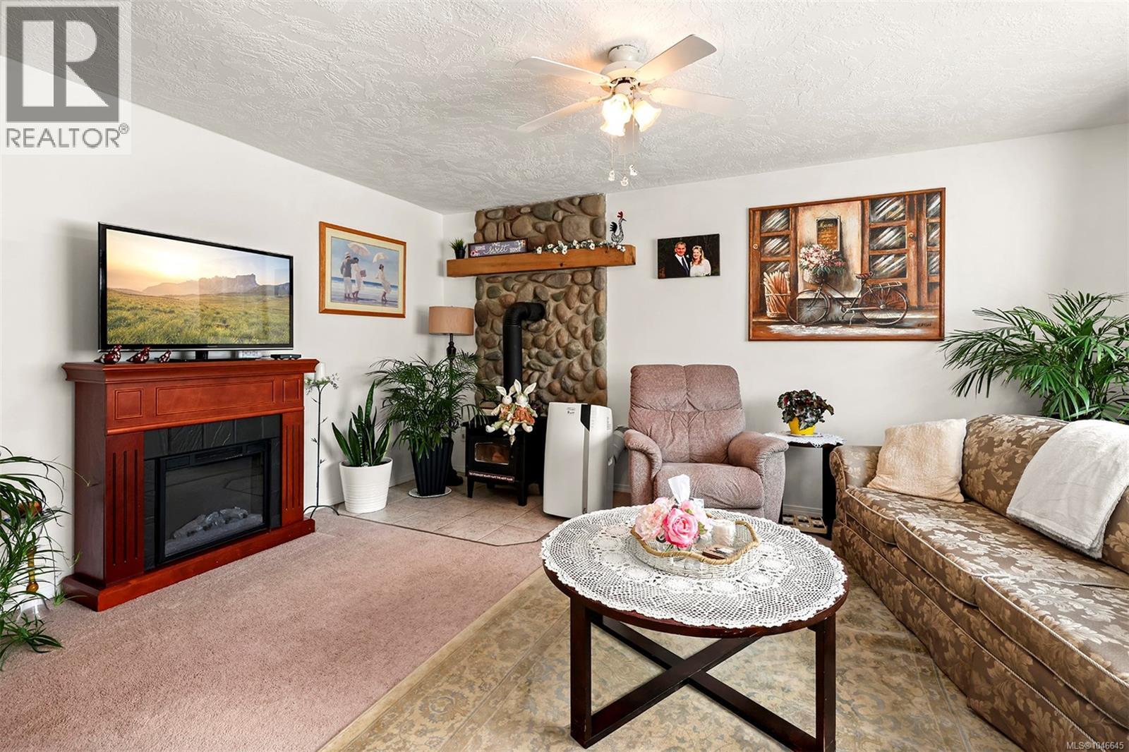 2598 Willard Ave, Cumberland, British Columbia  V0R 1S0 - Photo 8 - 1046645