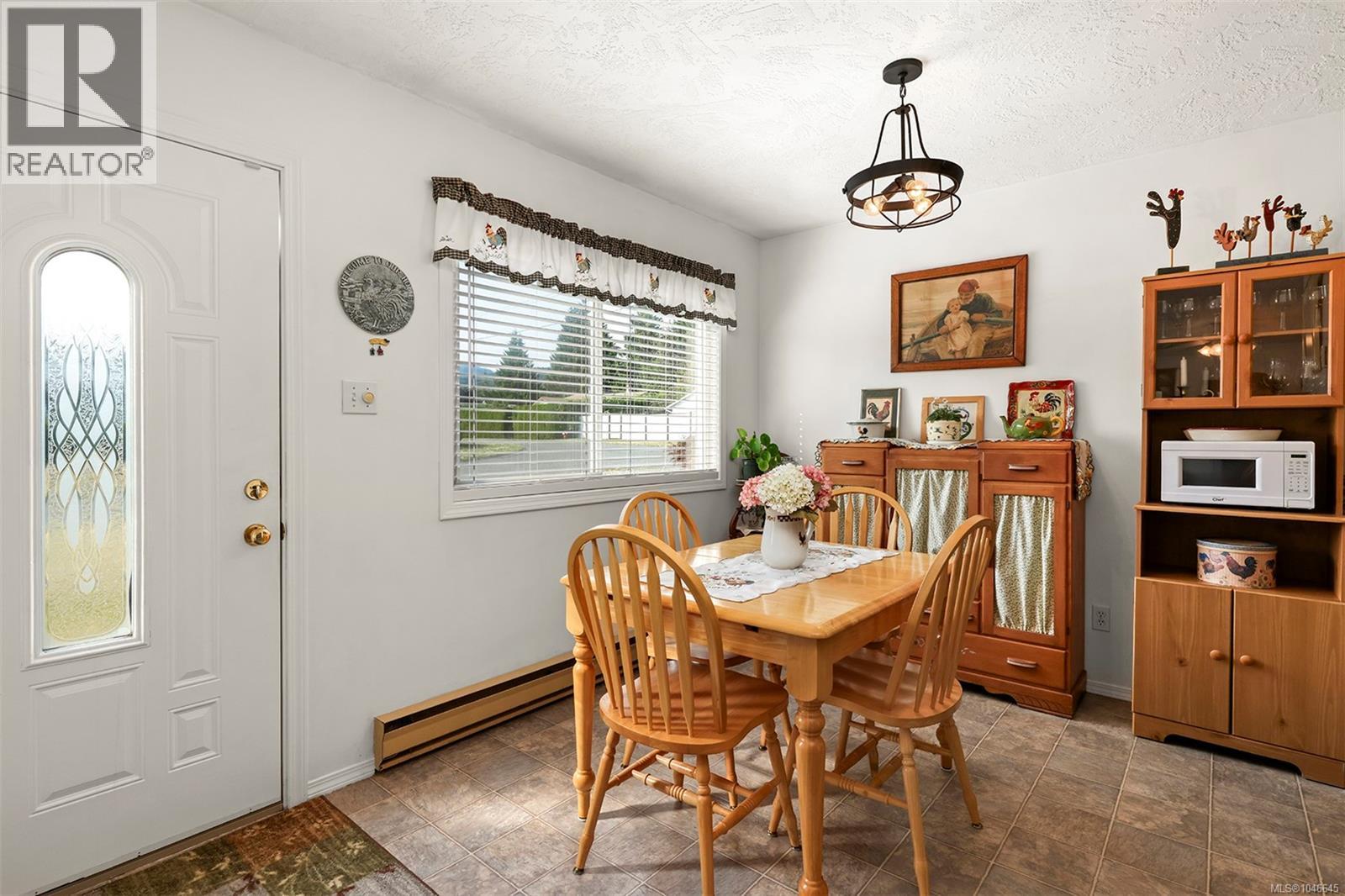 2598 Willard Ave, Cumberland, British Columbia  V0R 1S0 - Photo 9 - 1046645
