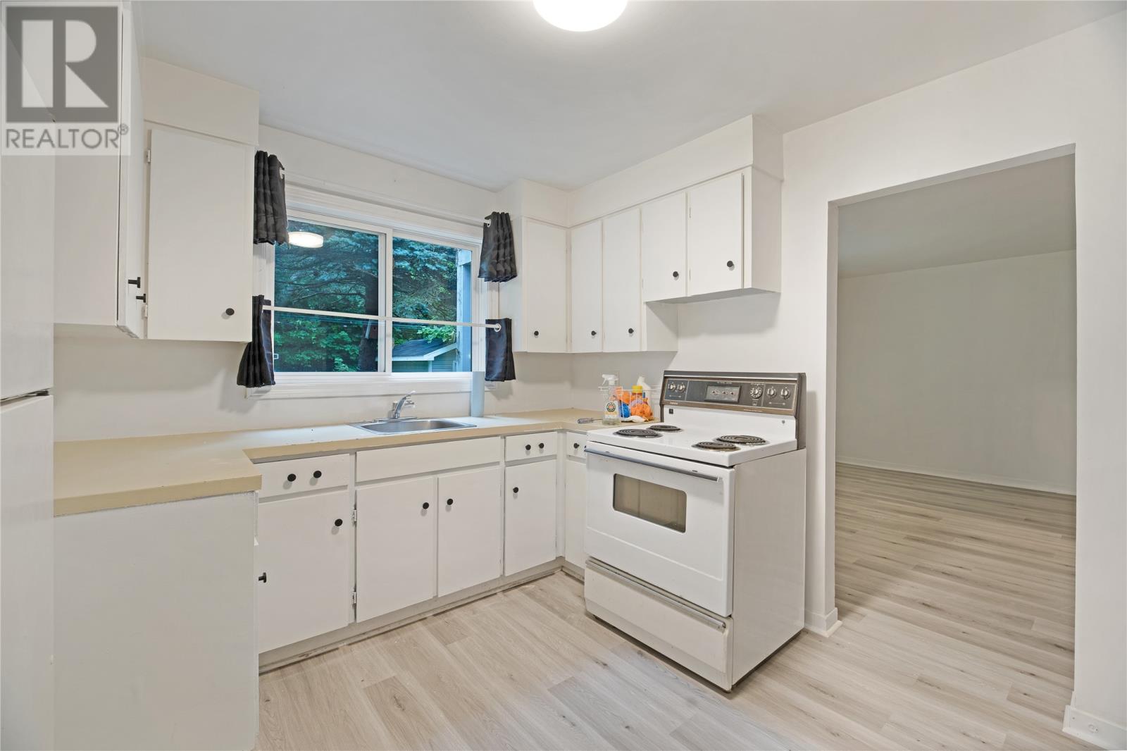 19 Holbrook Avenue, St. John's — photo 22