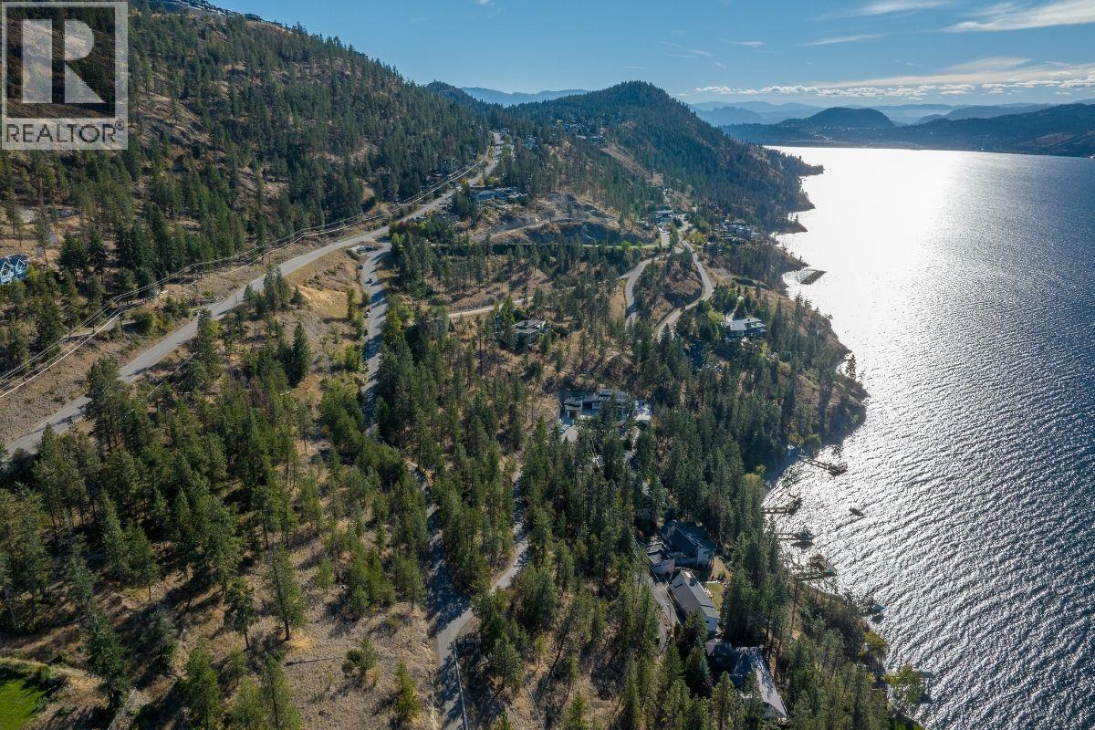 250 Lochview Road, Kelowna, British Columbia  V1V 1G8 - Photo 10 - 10366940