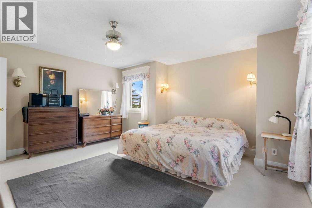 1072 Evergreen, Canmore, Alberta  T1W 2P9 - Photo 34 - A2319558