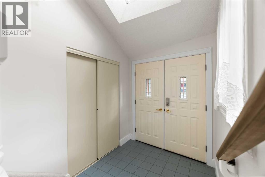1072 Evergreen, Canmore, Alberta  T1W 2P9 - Photo 31 - A2319558