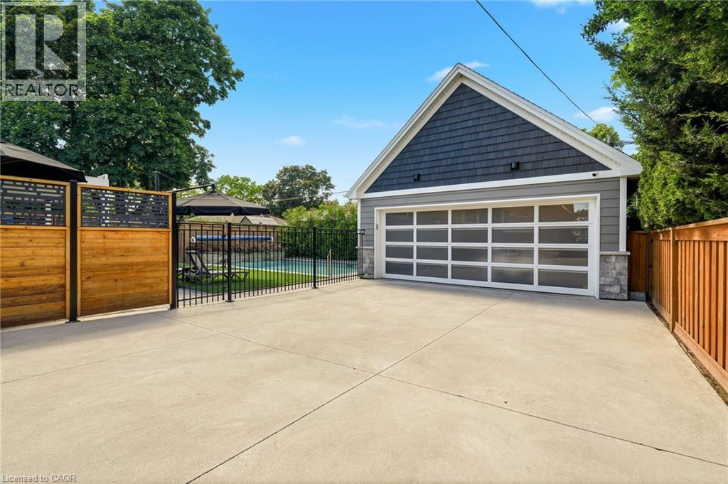 2113 Courtland Drive, Burlington, Ontario  L7R 1R7 - Photo 40 - 40853402